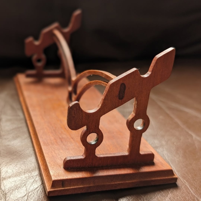 Straight & oblique pens on stand - Image 8